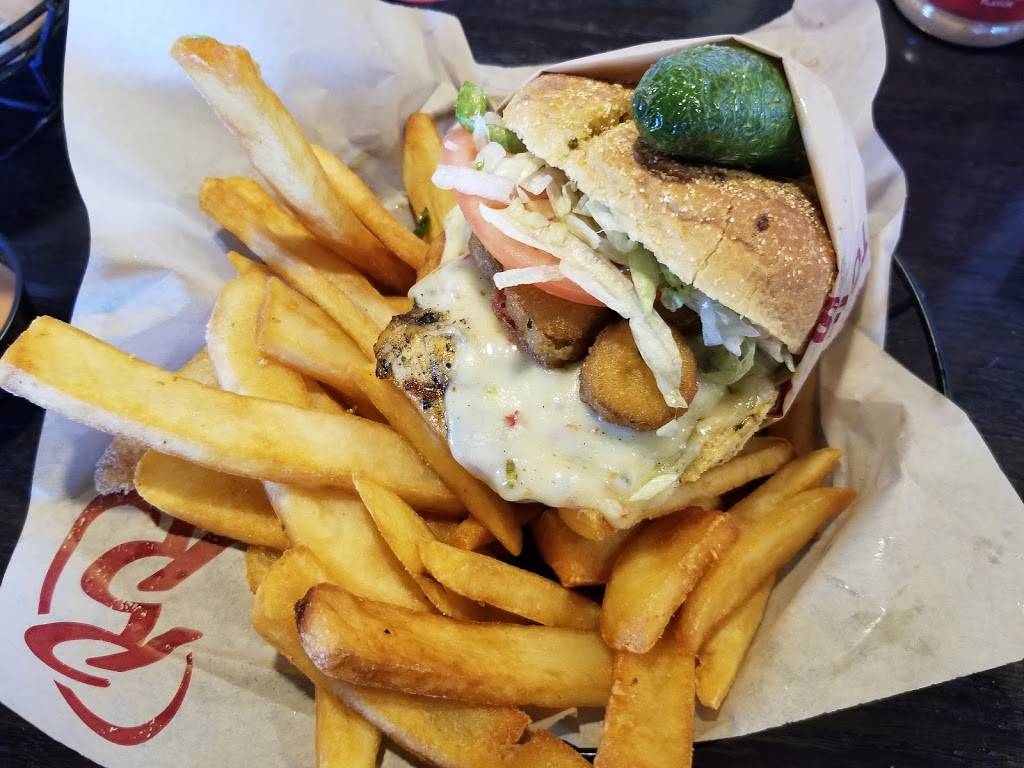 Red Robin Gourmet Burgers and Brews | restaurant | 16904 Meridian E #105, Puyallup, WA 98375, USA | 2538455127 OR +1 253-845-5127
