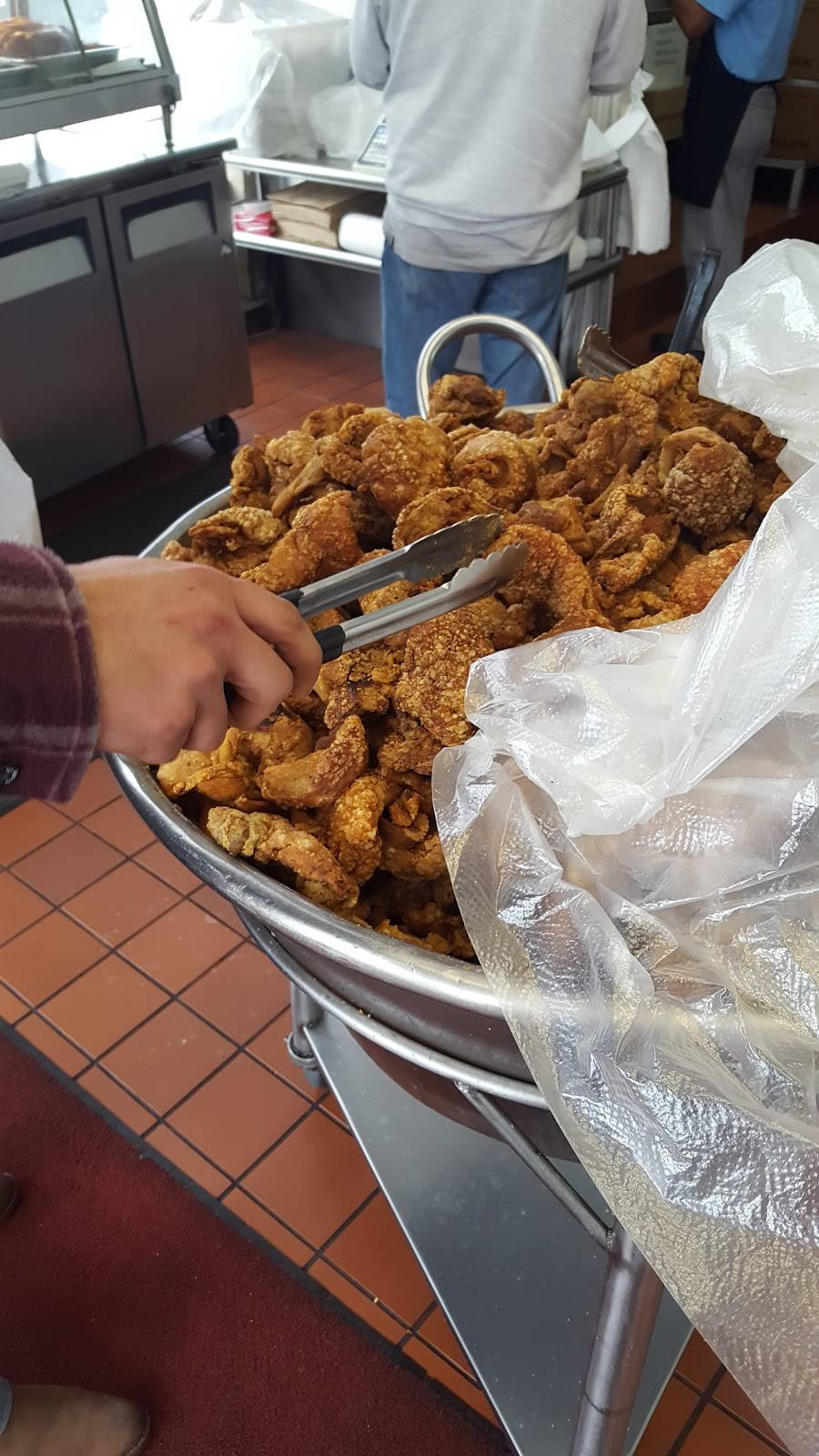 El Sabroso | restaurant | 501 N Brannick Ave, Los Angeles, CA 90063, USA | 3232649444 OR +1 323-264-9444