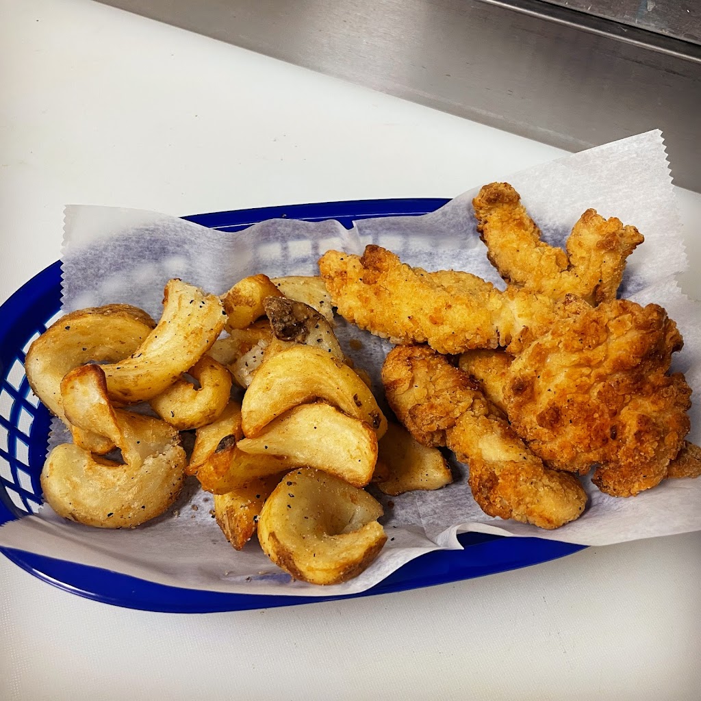 Game On | restaurant | 12001 Avalon Lake Dr Suite C, Orlando, FL 32828, USA | 4073992241 OR +1 407-399-2241