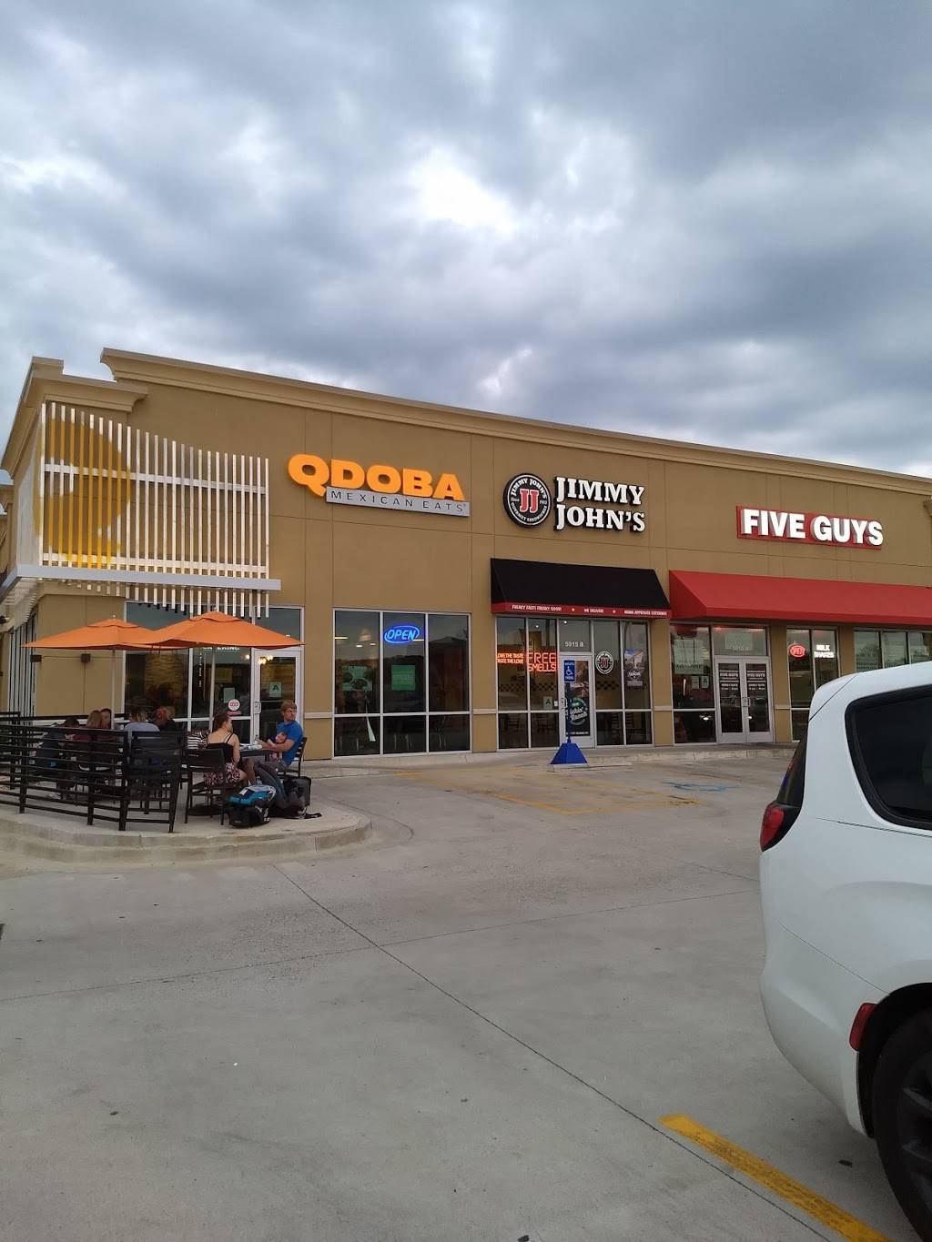 QDOBA Mexican Eats | restaurant | 5015 Hinkleville Rd, Paducah, KY 42001, USA | 2704089999 OR +1 270-408-9999