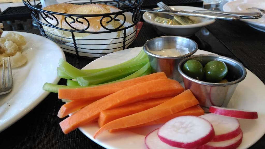 Armondos | restaurant | 7316 Northern Blvd, Jackson Heights, NY 11372, USA | 7188980113 OR +1 718-898-0113