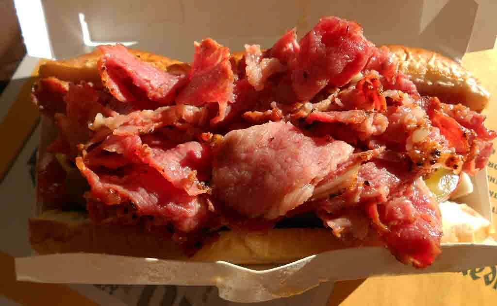 Wienerschnitzel | restaurant | 2501 Broadway, Sacramento, CA 95818, USA | 9164579925 OR +1 916-457-9925