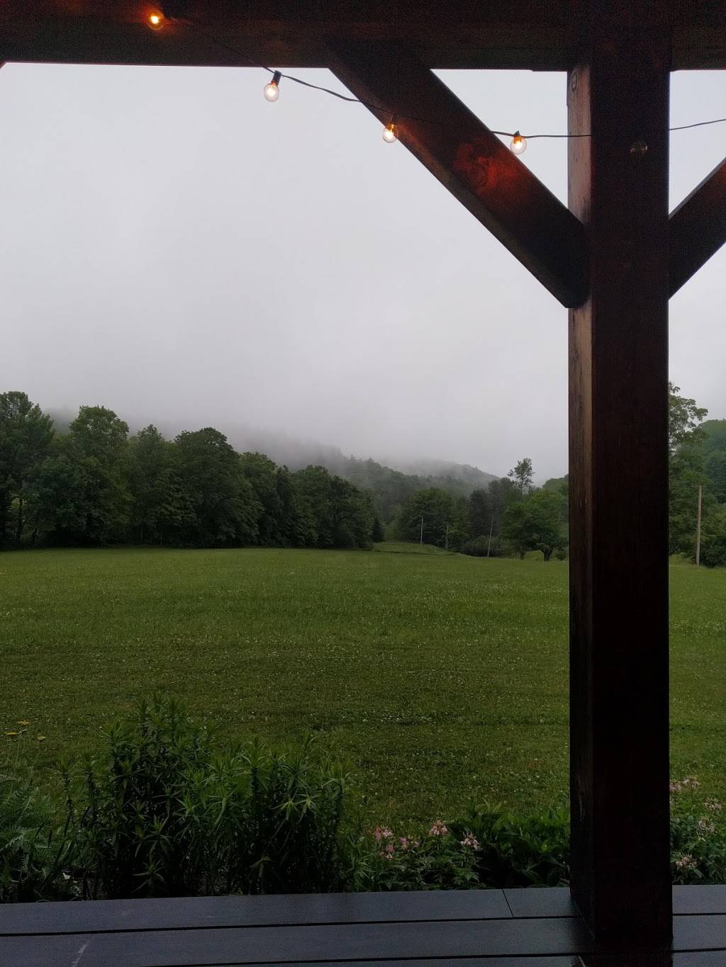 Cloudland Farm | restaurant | 1101 Cloudland Rd, Woodstock, VT 05091, USA | 8024572599 OR +1 802-457-2599