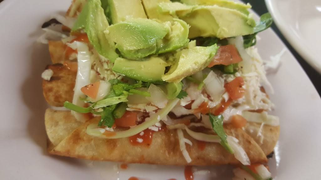 Rosita Bakery Restaurante Nicaragüense | restaurant | 5554 Port Royal Rd, North Springfield, VA 22151, USA | 3015360714 OR +1 301-536-0714