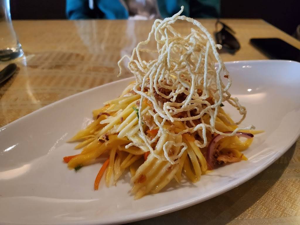 Thaifoon Restaurant | restaurant | 120 Dundas St, London, ON N6A 1G1, Canada | 5198501222 OR +1 519-850-1222