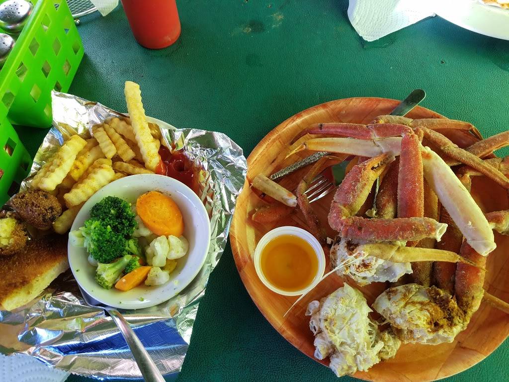 Magnolias Oyster Bar | restaurant | 201 W Magnolia St, Leesburg, FL 34748, USA | 3523230093 OR +1 352-323-0093