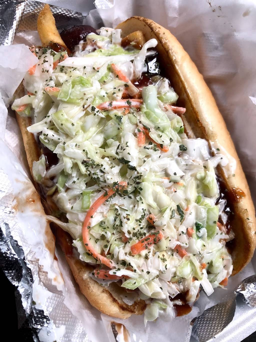 Dreamz Café | restaurant | 4912 Pearl Rd, Cleveland, OH 44109, USA | 2163039125 OR +1 216-303-9125