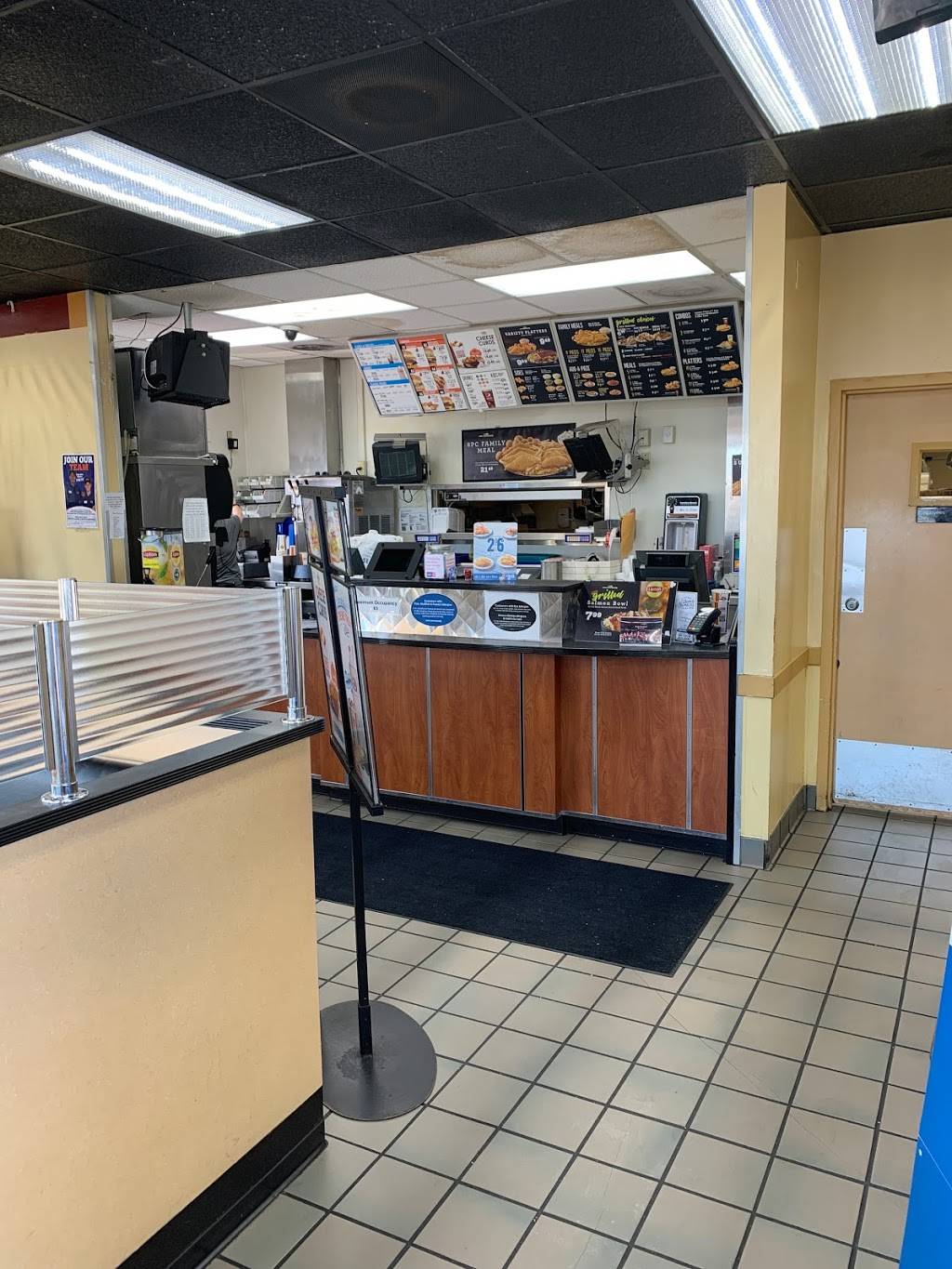 Long John Silver’s | restaurant | 11990 S Strang Line Rd, Olathe, KS 66062, USA | 9137684141 OR +1 913-768-4141