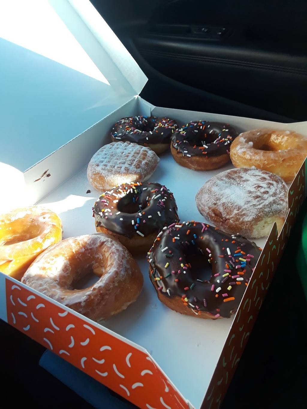 Dunkin | bakery | 5502 4th St NW, Albuquerque, NM 87107, USA | 5053453723 OR +1 505-345-3723