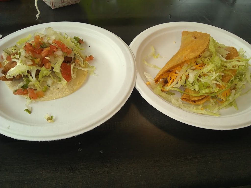 Gilibertos Mexican Taco No. 5 | restaurant | 3205 S Sertoma Ave, Sioux Falls, SD 57106, USA | 6052713473 OR +1 605-271-3473