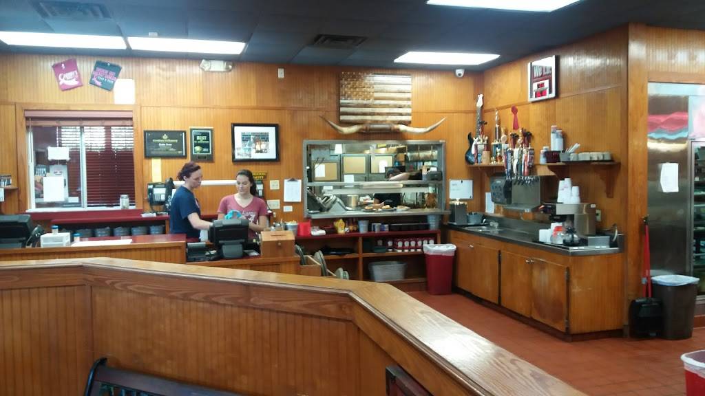 Sonnys BBQ | restaurant | 2720 FL-16, St. Augustine, FL 32092, USA | 9048243315 OR +1 904-824-3315