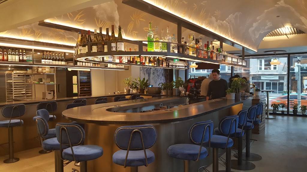 Mineral | restaurant | 1027 Yonge St, Toronto, ON M4W 2K9, Canada | 4169258565 OR +1 416-925-8565