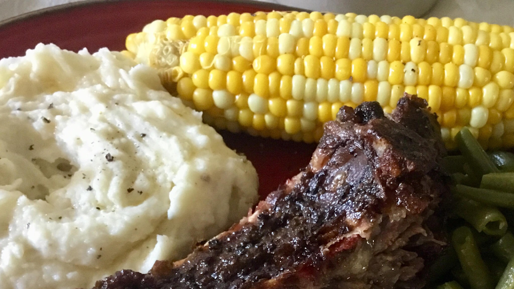 Comanche Cafe | restaurant | 322 N Staples St, Corpus Christi, TX 78401, USA | 3612106911 OR +1 361-210-6911