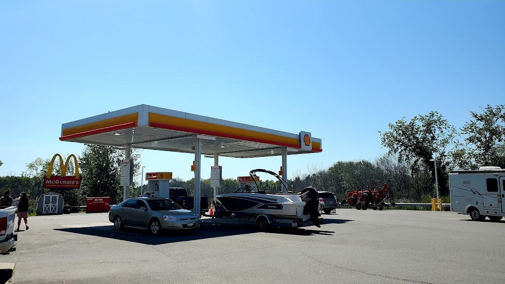 Shell | restaurant | 3 Moosehead Trail, Newport, ME 04953, USA | 2073685353 OR +1 207-368-5353