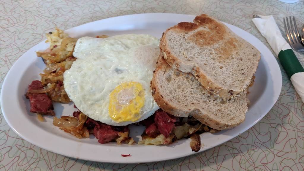 Tinys Diner | restaurant | 10193 WI-77, Hayward, WI 54843, USA | 7154623584 OR +1 715-462-3584