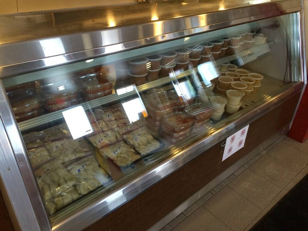 Helenas Country Market | restaurant | 6005 Marine City Hwy, Marine City, MI 48039, USA | 8106432004 OR +1 810-643-2004