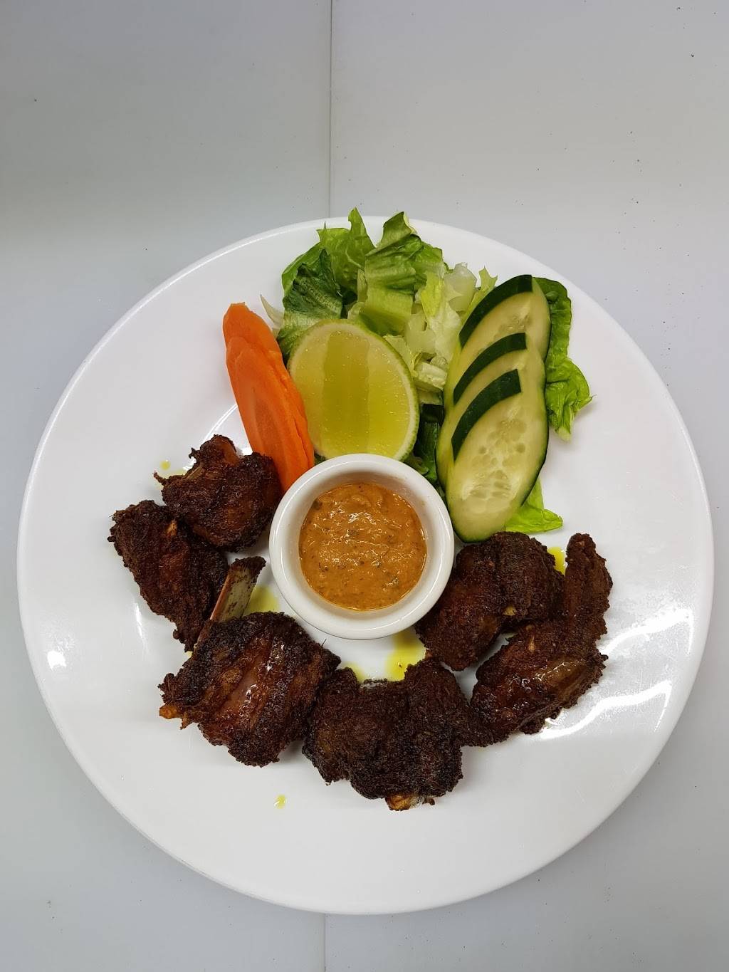 Kathmandu Fusion Kitchen | restaurant | 39-26 61st St, Woodside, NY 11377, USA | 7186729500 OR +1 718-672-9500