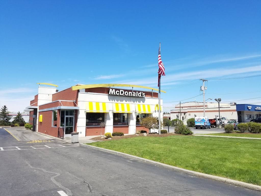 McDonalds | cafe | 1450 Lyell Ave, Rochester, NY 14606, USA | 5852544840 OR +1 585-254-4840