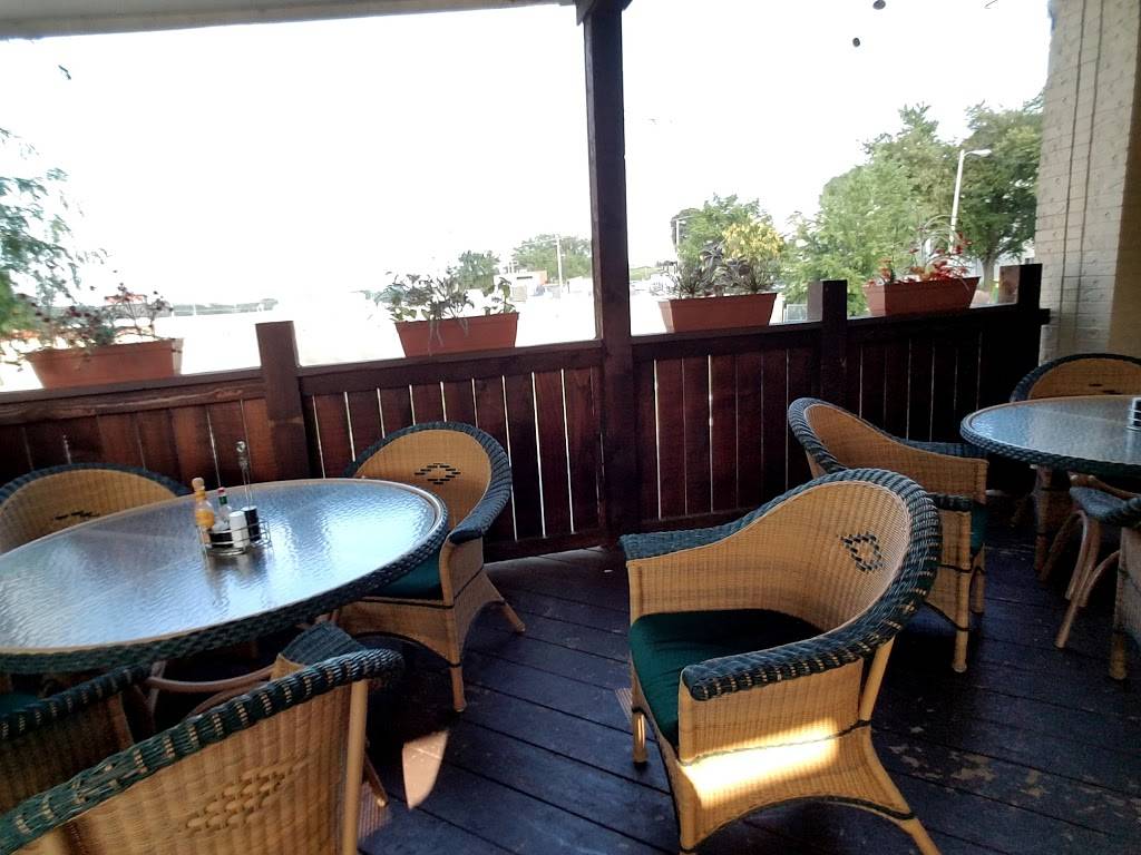 Fernandos On Pacific | restaurant | 7555 Pacific St, Omaha, NE 68114, USA | 4023998006 OR +1 402-399-8006