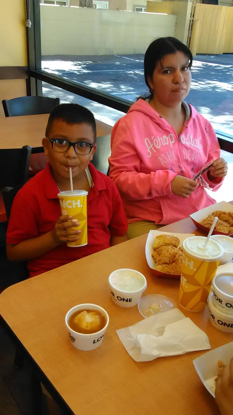 Churchs Chicken | restaurant | 3040 E 8th St, National City, CA 91950, USA | 6194797555 OR +1 619-479-7555