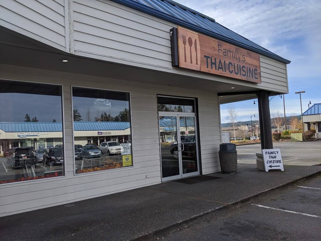 Family Thai Cuisine | restaurant | 9601 Mickelberry Rd NW #111, Silverdale, WA 98383, USA | 3606983663 OR +1 360-698-3663
