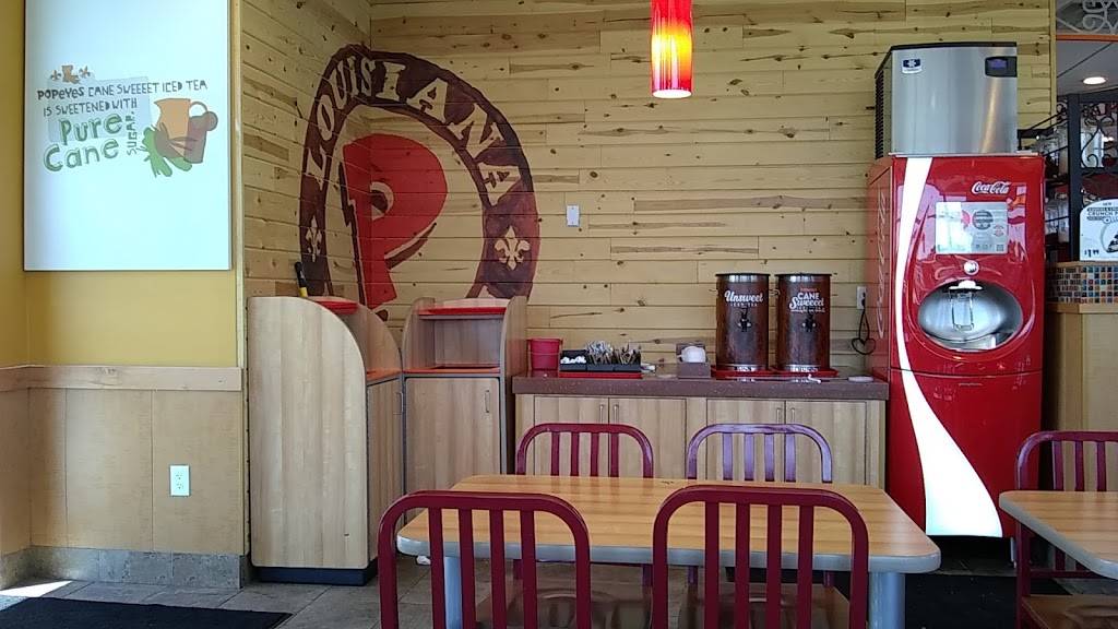 Popeyes Louisiana Kitchen | restaurant | 291 Maine Mall Rd, South Portland, ME 04106, USA | 2078350835 OR +1 207-835-0835