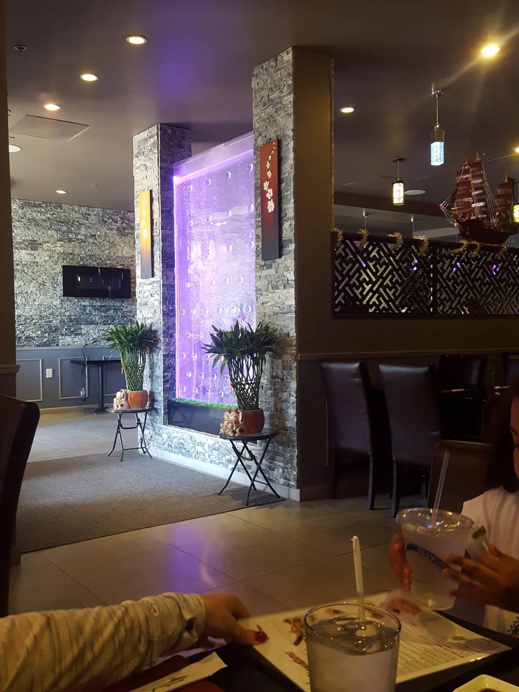 Kuyi Sushi | restaurant | 34 Shunpike Rd, Cromwell, CT 06416, USA | 8607882801 OR +1 860-788-2801