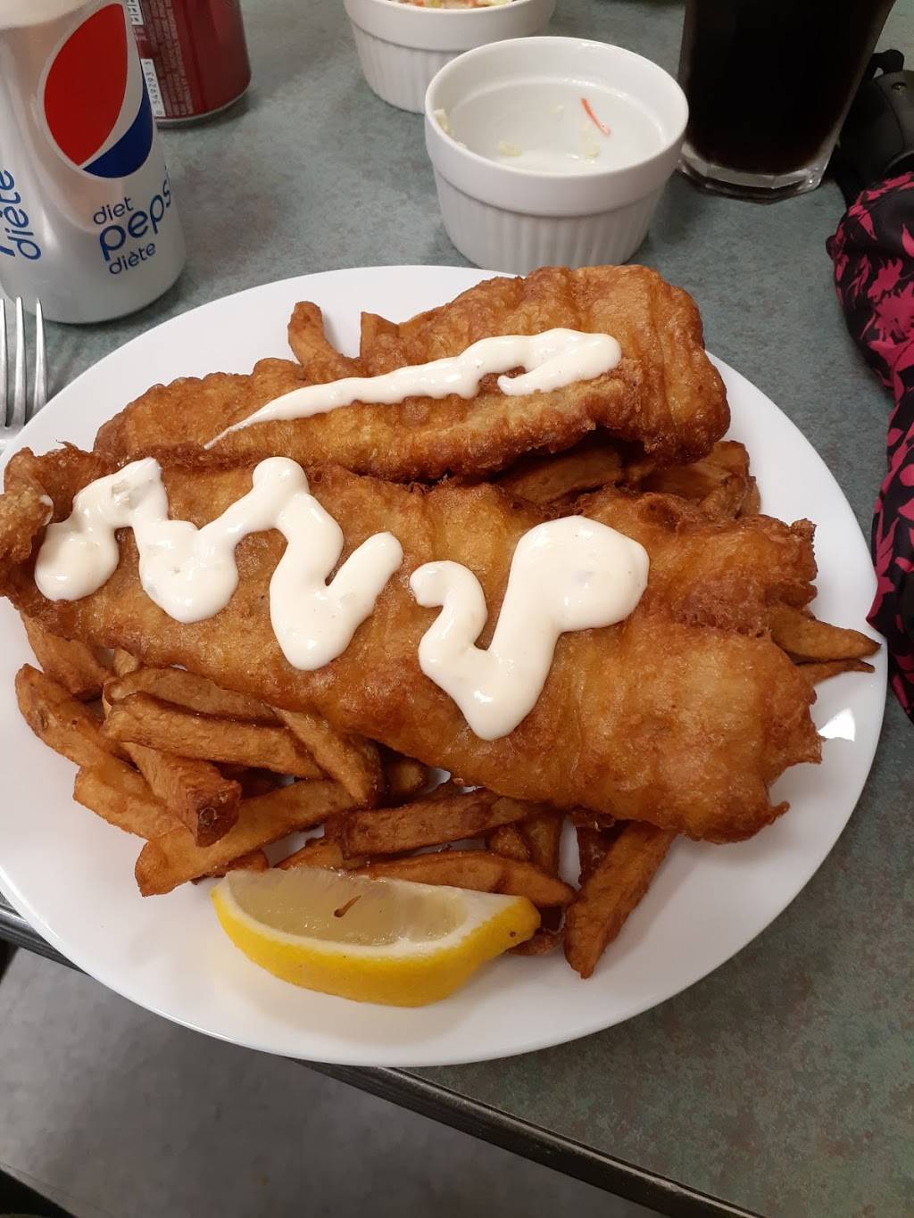 Union Jack Fish & Chips LTD 4th Avenue | restaurant | 300 Fourth Ave #5, St. Catharines, ON L2S 0E6, Canada | 9056842424 OR +1 905-684-2424