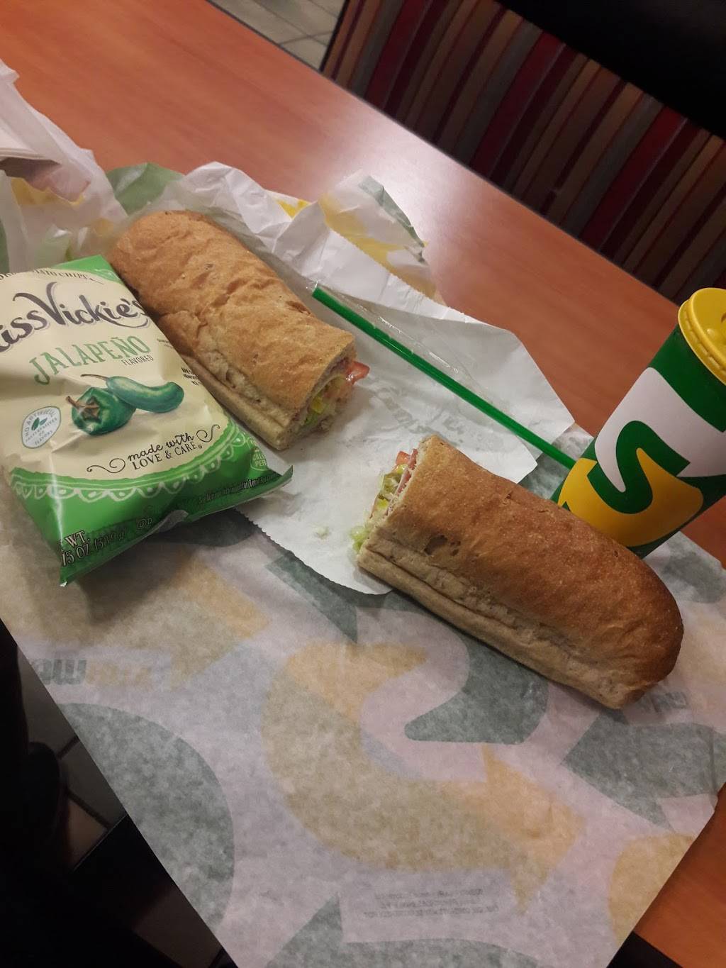 Subway | restaurant | 3141 S McClintock Dr #8, Tempe, AZ 85282, USA | 4808208218 OR +1 480-820-8218