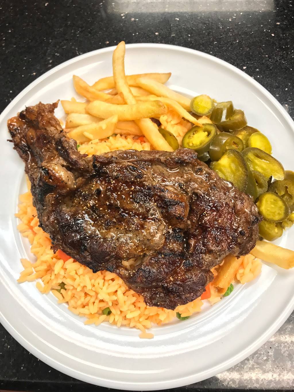 Oporto BBQ | restaurant | 635 Springfield Ave, Berkeley Heights, NJ 07922, USA | 9085081234 OR +1 908-508-1234