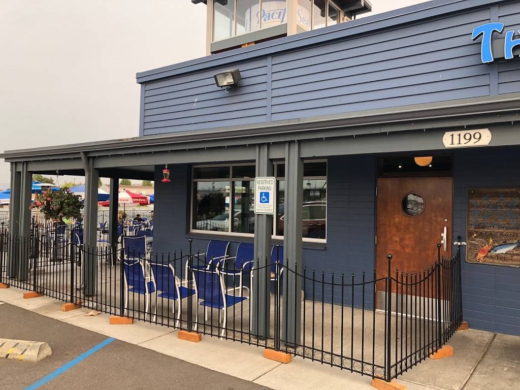 The Fish Peddler Restaurant | restaurant | 1199 Dock St, Tacoma, WA 98402, USA | 2536272158 OR +1 253-627-2158
