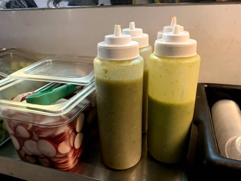 Mi Morenita taco truck | restaurant | 6743 Sepulveda Blvd, Van Nuys, CA 91406, USA | 8186191300 OR +1 818-619-1300