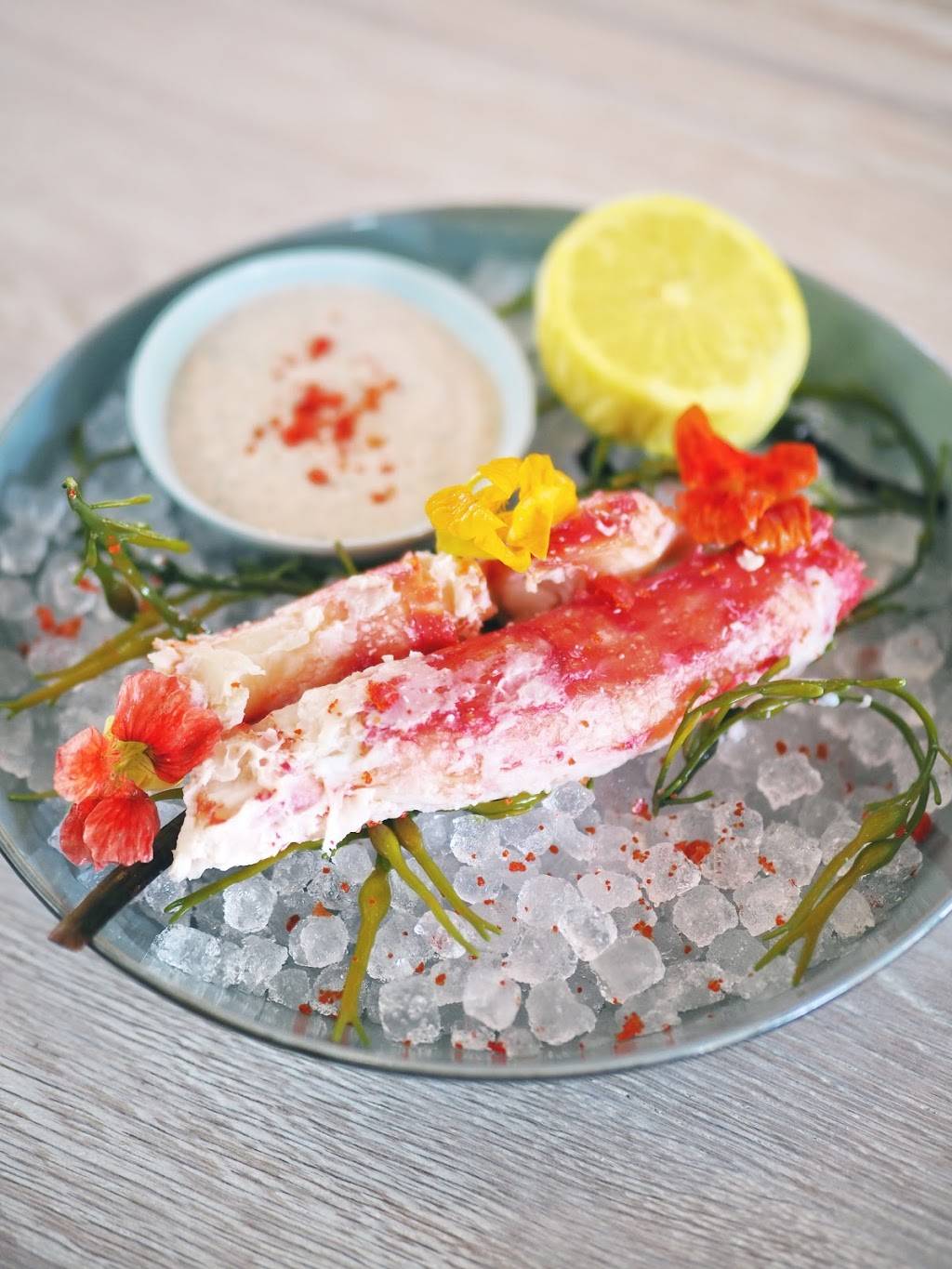 Knife & Spoon | restaurant | 4012 Central Florida Pkwy, Orlando, FL 32837, USA | 4073934333 OR +1 407-393-4333