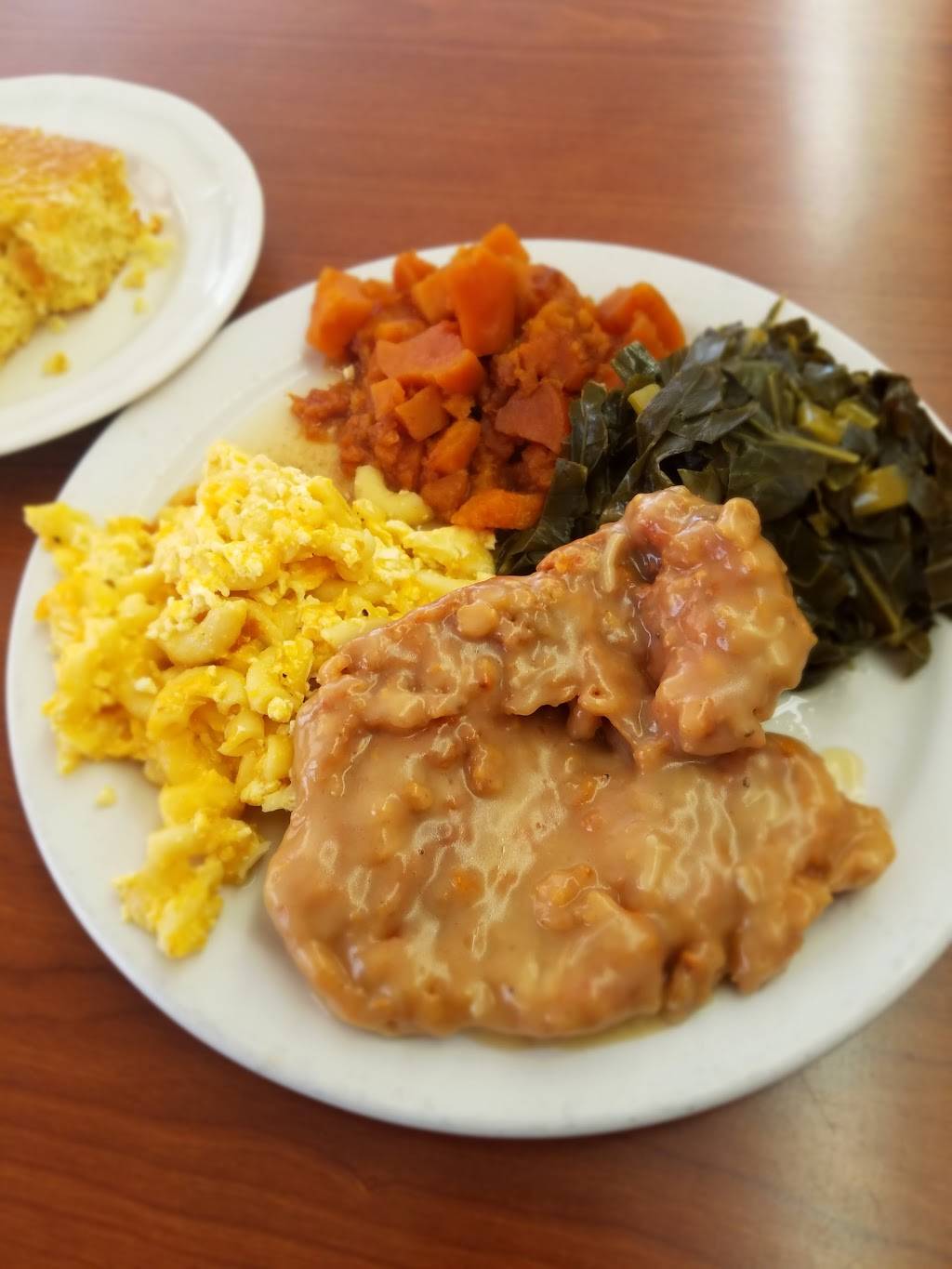 Queens Diner | restaurant | 300 Long Pointe Ln Suite 110, Columbia, SC 29229, USA | 8037642592 OR +1 803-764-2592
