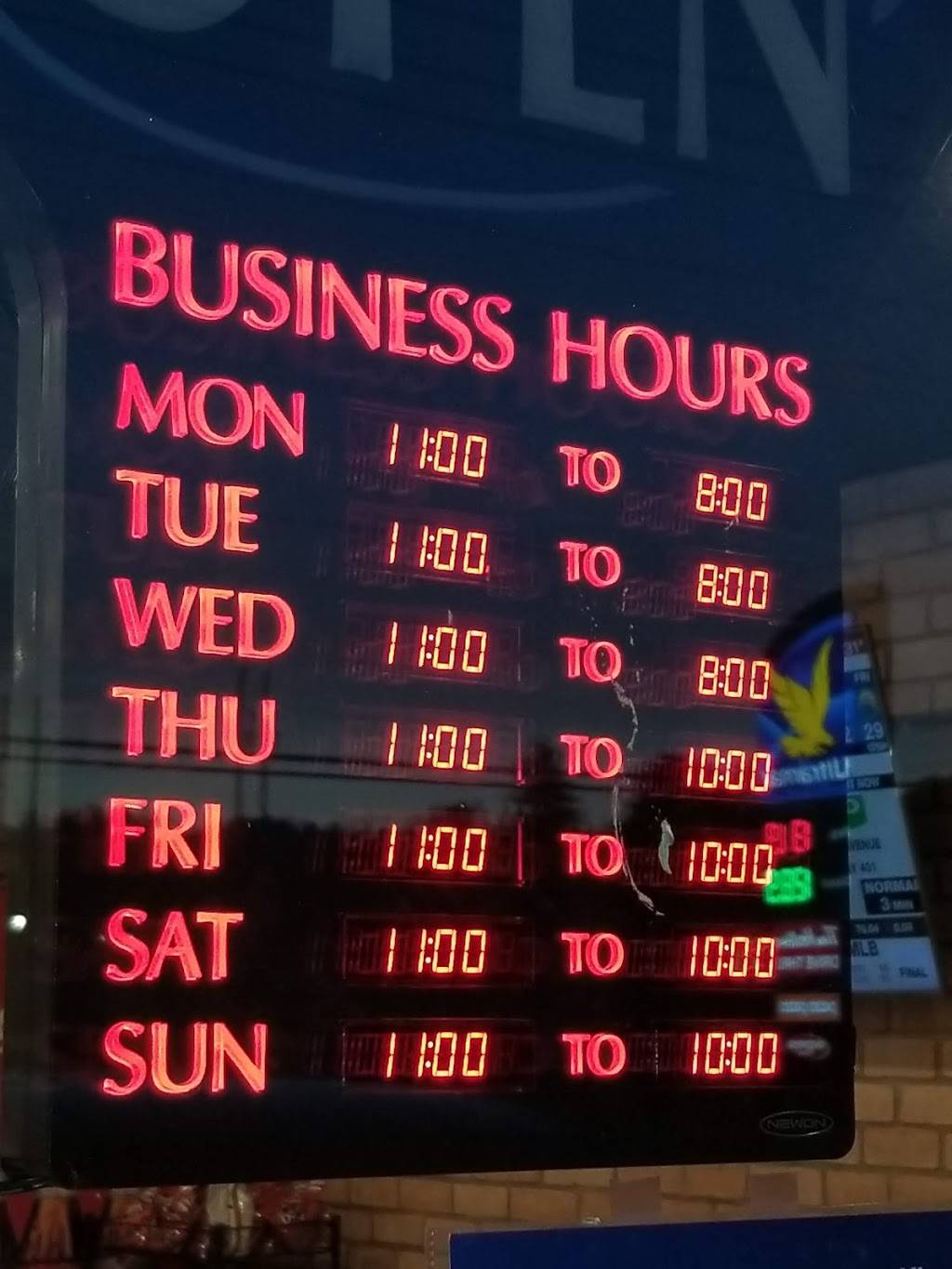 Pizza Pizza | restaurant | Otonabee-South Monaghan, ON K9J 6X9, Canada | 7057490102 OR +1 705-749-0102