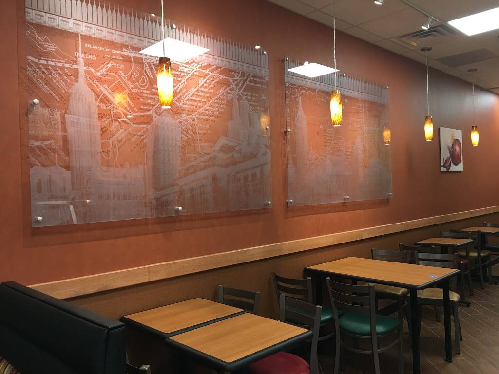 Subway Restaurants | restaurant | 224 Hawthorn Village Commons #224, Vernon Hills, IL 60061, USA | 8478167827 OR +1 847-816-7827