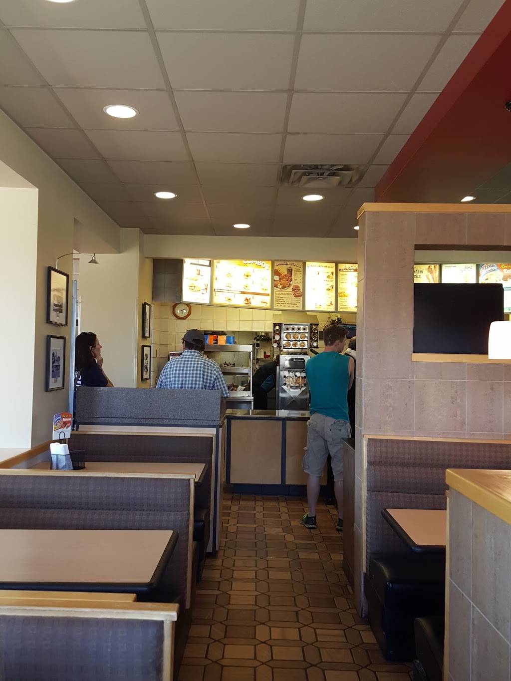 Dairy Queen Grill & Chill | restaurant | 910 Gay Dr, Neenah, WI 54956, USA | 9207221824 OR +1 920-722-1824