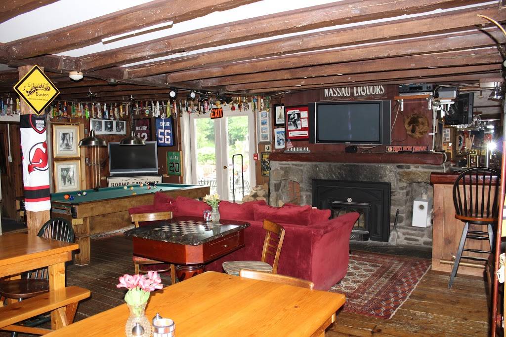 Stone Hearth Inn & Tavern | restaurant | 698 VT-11, Chester, VT 05143, USA | 8028752525 OR +1 802-875-2525