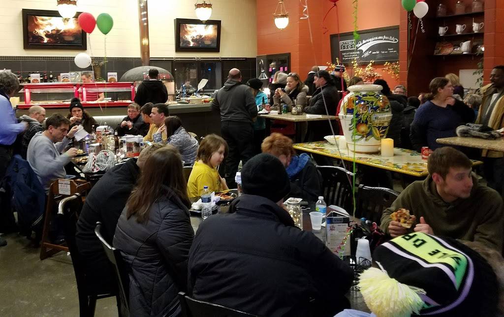 Pizzeria 3301 | restaurant | 3301 W Canal St, Milwaukee, WI 53214, USA | 4144550347 OR +1 414-455-0347