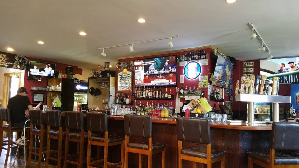 Dog & Pony Tavern | restaurant | 4 Rodick Pl, Bar Harbor, ME 04609, USA | 2072880900 OR +1 207-288-0900