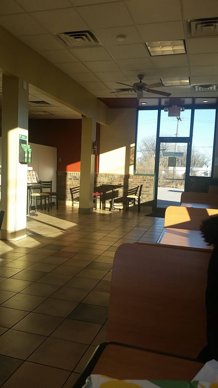 Subway | restaurant | 3910 W 5th Ave, Gary, IN 46404, USA | 2199770151 OR +1 219-977-0151