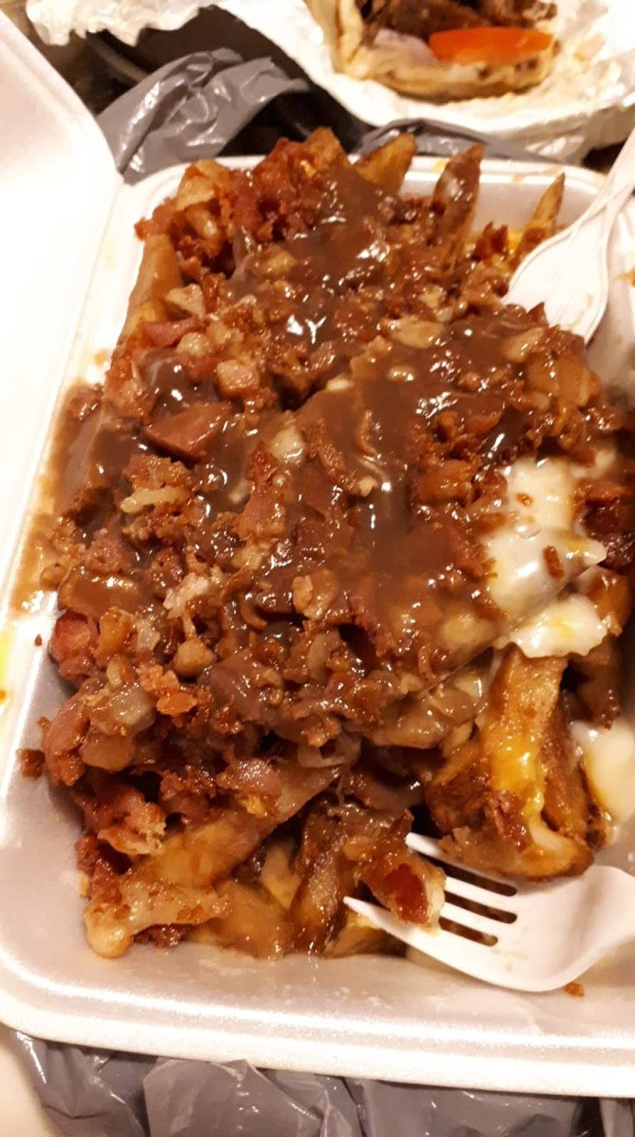 London Burgers | restaurant | 471 Dundas St, London, ON N6B 1W3, Canada | 2266633914 OR +1 226-663-3914