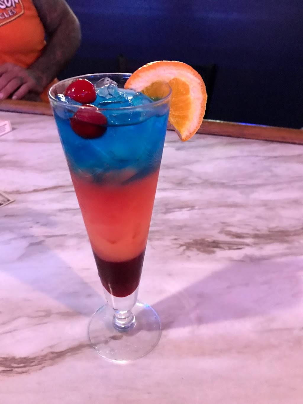 Mr. Luckys Pub | restaurant | 358 Mooney Pond Rd #1402, Farmingville, NY 11738, USA | 6317329076 OR +1 631-732-9076