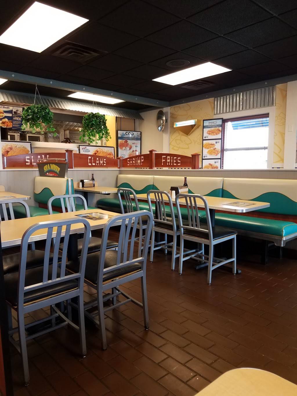 Long John Silvers | restaurant | 3400 16th St, Bedford, IN 47421, USA | 8122794150 OR +1 812-279-4150