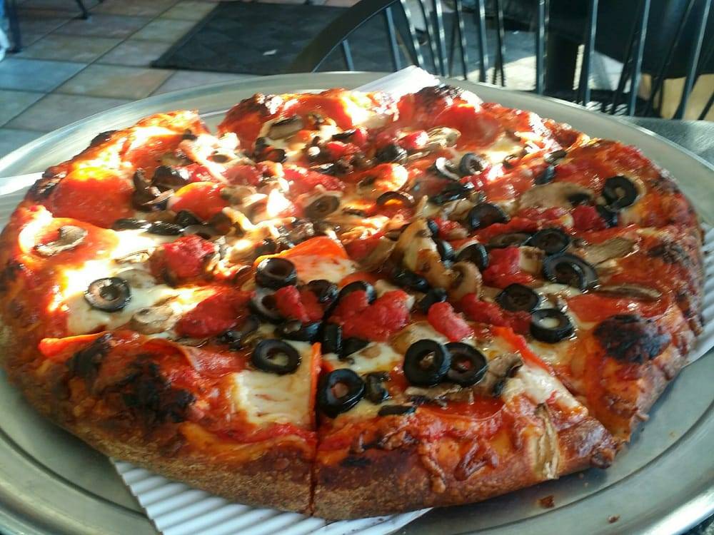 Mama Mia Pizzeria | restaurant | 737 E Olive Ave, Fresno, CA 93728, USA | 5593694298 OR +1 559-369-4298