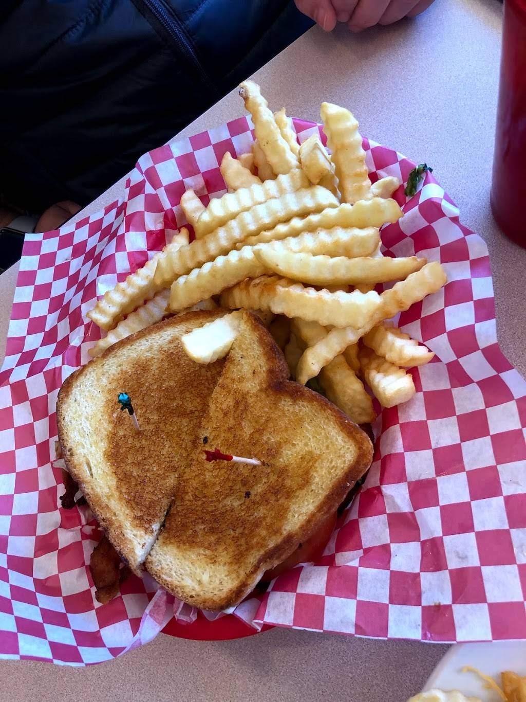 Bensons Grill | restaurant | 2515 Rogers Ave, Fort Smith, AR 72901, USA | 4797828181 OR +1 479-782-8181