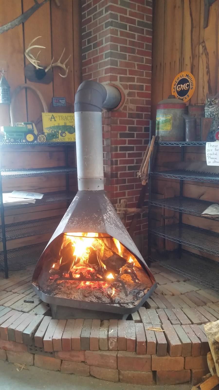 Maple Corner Farm | restaurant | 794 Beech Hill Rd, Granville, MA 01034, USA | 4133578829 OR +1 413-357-8829