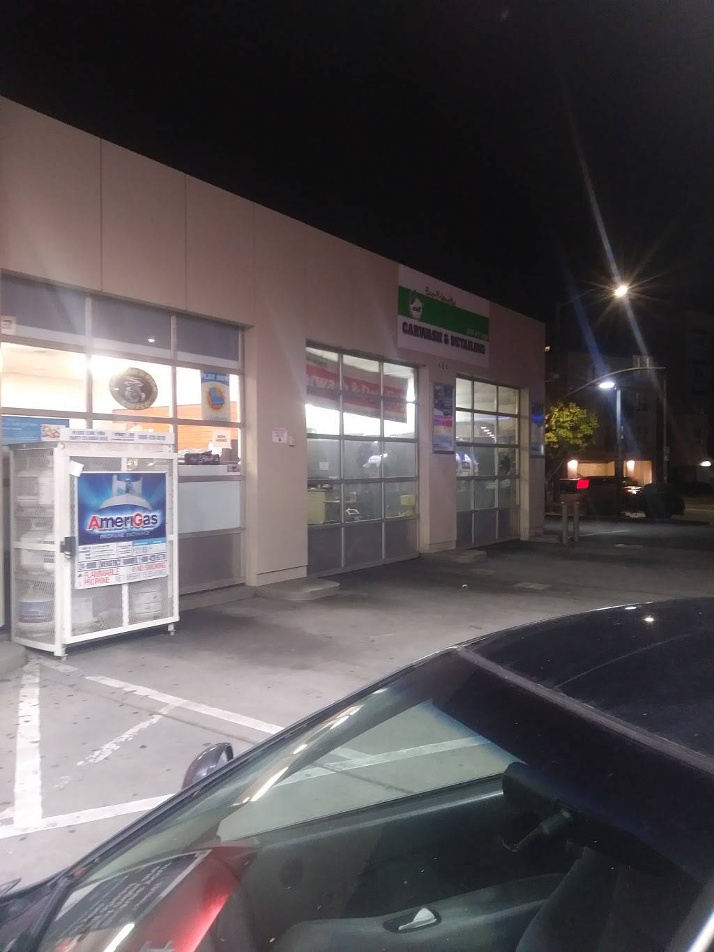 Exxon | meal takeaway | 404 19th Ave, San Mateo, CA 94403, USA | 6507273157 OR +1 650-727-3157