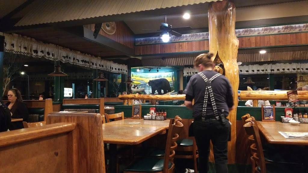 Vallejo Black Bear Diner | restaurant | Gateway Plaza, 980 Admiral Callaghan Ln, Vallejo, CA 94591, USA | 7075521300 OR +1 707-552-1300