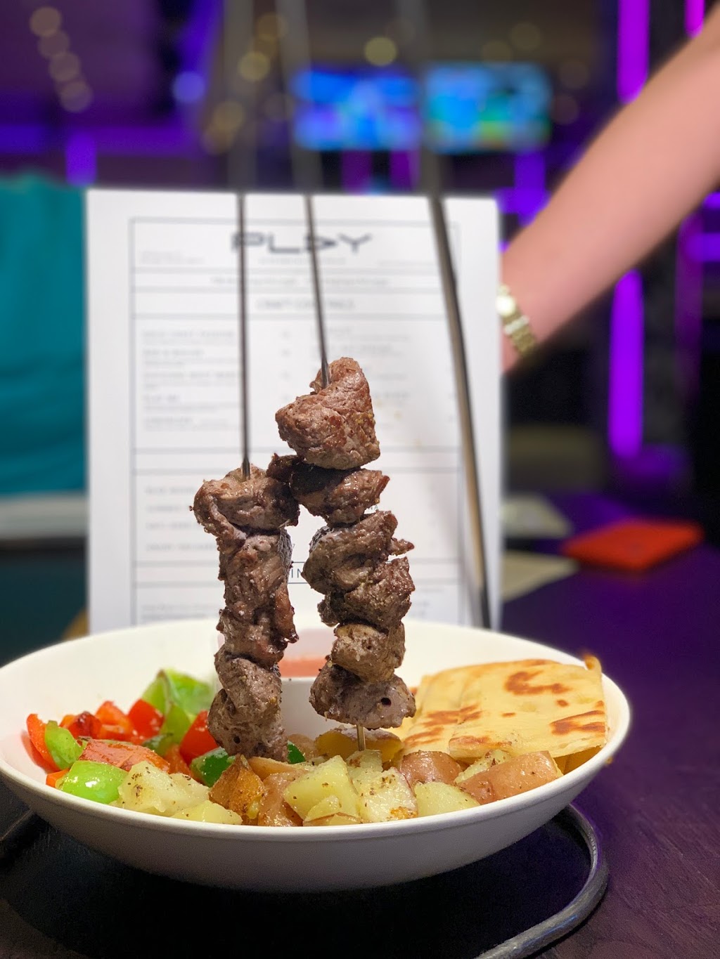 Play Chicago Kitchen & Cocktails | night club | 7 W Division St, Chicago, IL 60610, USA | 3123744196 OR +1 312-374-4196